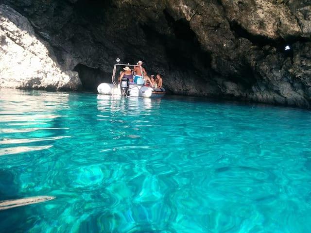 Appartamento Al Centro Di Ustica Isola di Ustica Exterior photo